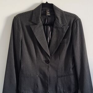 Classic Women's Pinstripe Blazer - Black